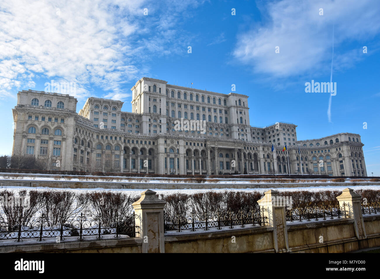 Bukarest, Rumänien. Februar 3, 2017. Palast des Parlaments (Palatul Parlamentului din Rumänien) auch bekannt als der Menschen Haus (Casa Poporului) Stockfoto