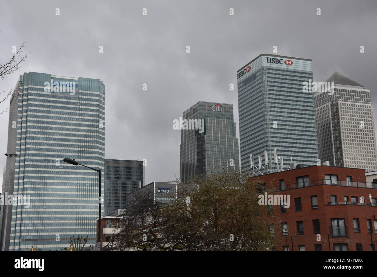 Äußere Barclays Bank HQ, plus Bürogebäude, Canary Wharf, London Stockfoto