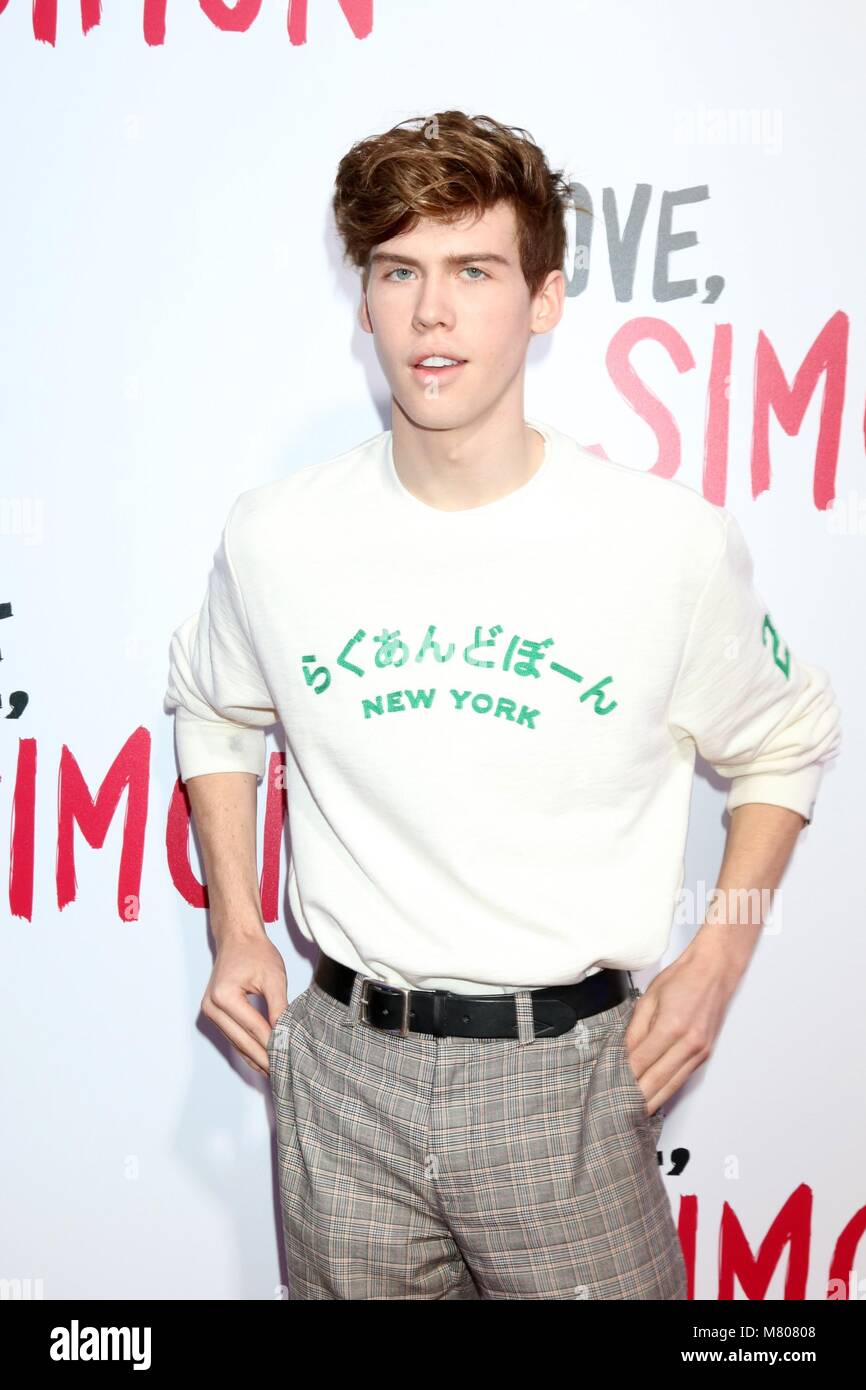 Los Angeles, CA, USA. 13 Mär, 2018. Aidan Alexander in der Ankunftshalle für Liebe, SIMON Screening, Westfield Century City, Los Angeles, CA 13 März, 2018. Credit: Priscilla Grant/Everett Collection/Alamy leben Nachrichten Stockfoto