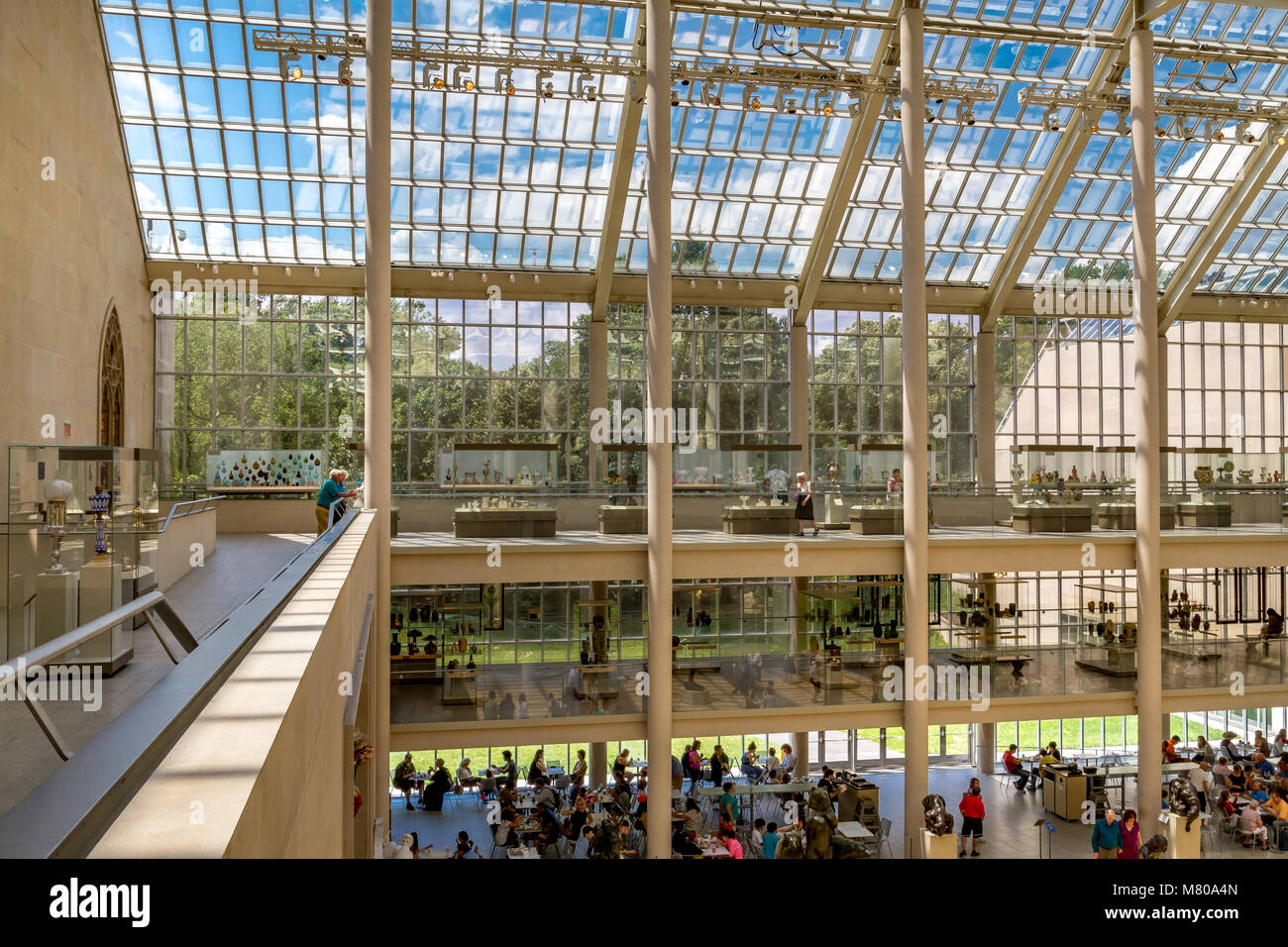 Das American Wing Cafe im Metropolitan Museum of Art, auch bekannt als