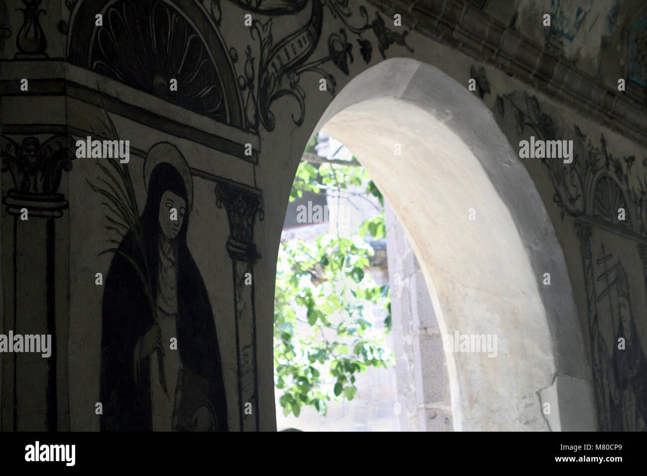 Fresken an der Wand; Jungfrau, Papst, im Santo Domingo ehemaliges Kloster, Oaxtepec, Mexiko Stockfoto