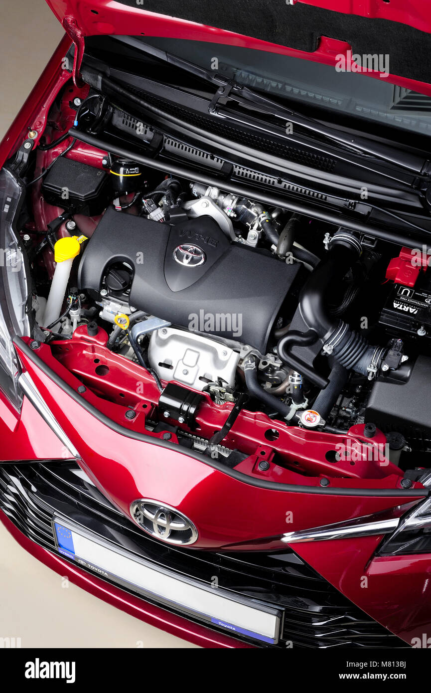 Toyota Auris Hybrid brilliert im Dauertest - Auto Welt von Rotz