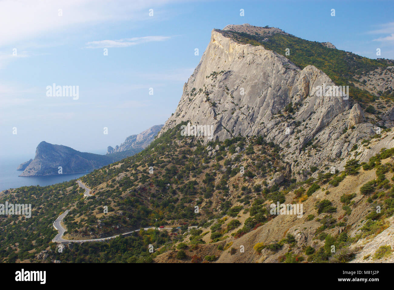 Mount Sokol und Schwarzes Meer Küste in der Nähe von Novy Svet, Krim Stockfoto