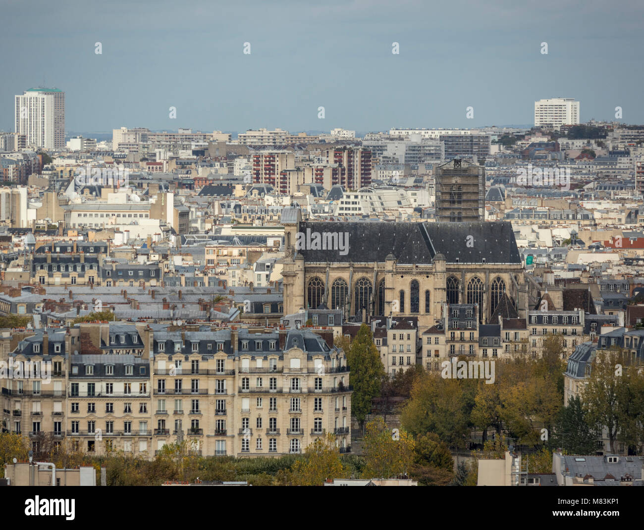 Blick auf die Kirche von Notre-Dame, Paris, Frankreich vom Dach des Pantheon Stockfoto