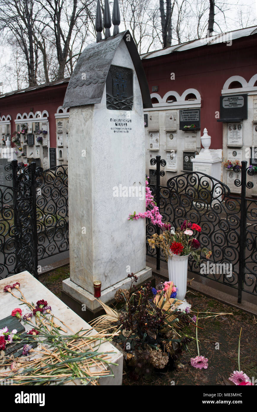 Anton Tschechow Grab auf dem Nowodewitschy-Friedhof, Moskau, Russland Stockfoto