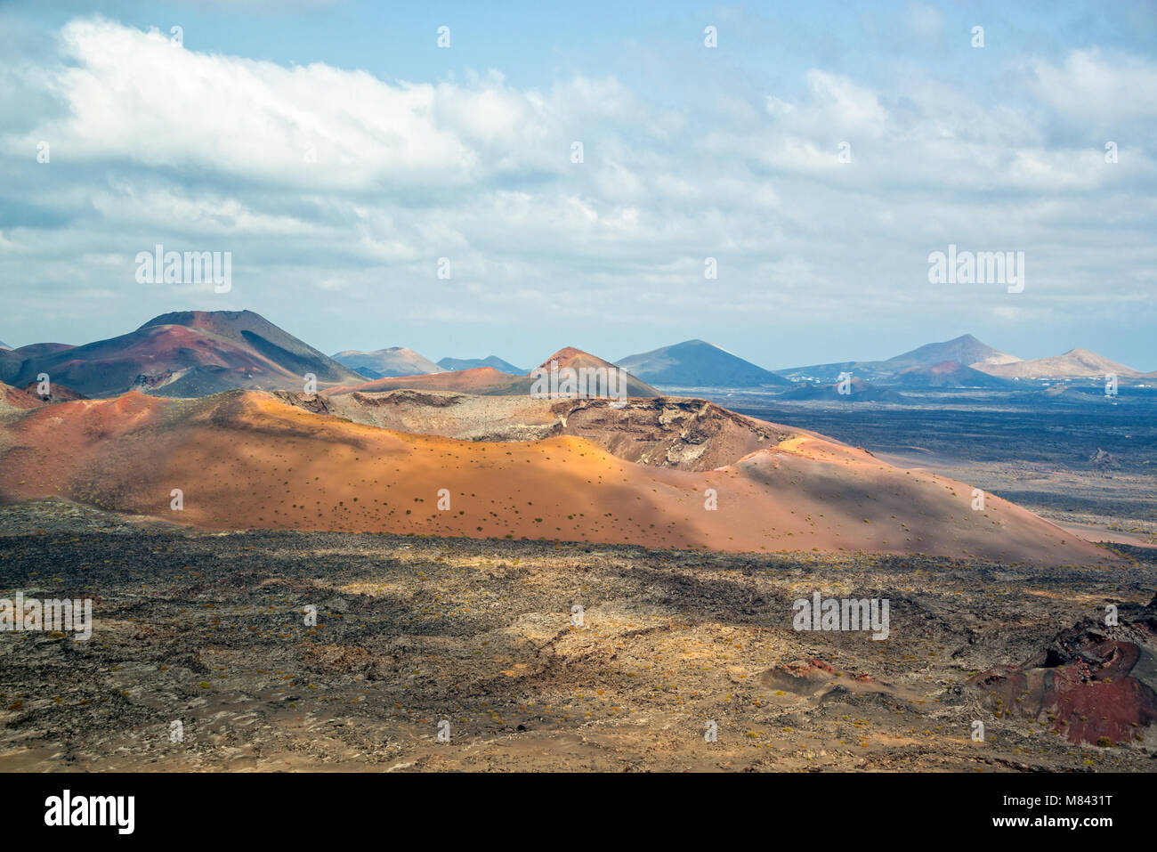 Vulkanlandschaft des Timanfaya Nationalparks in Lanzarote, Kanarische Inseln, Spanien Stockfoto