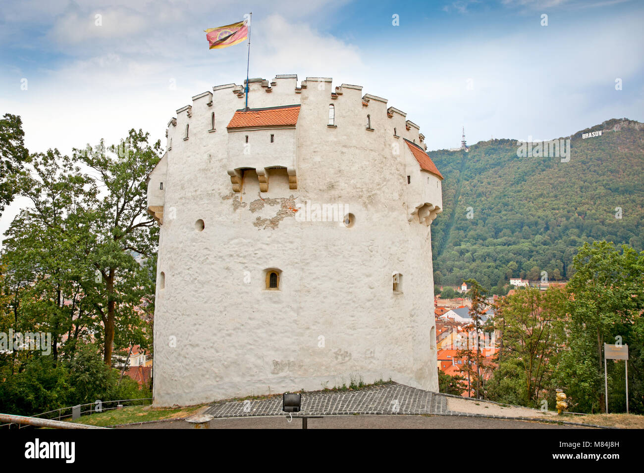 Weißer Turm ist 60 m weit von Mauern der Zitadelle entfernt. Es liegt hoch oben auf dem Hügel und Sie haben rund 200 Stufen hinauf zu klettern. Der Bau Stockfoto