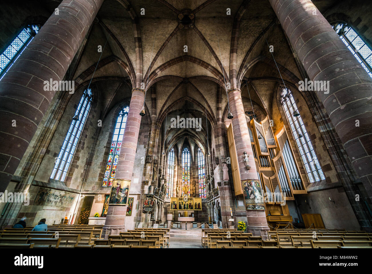Innenraum der Frauenkirche (Kirche unserer Dame), Nürnberg, Deutschland, Europa. Stockfoto