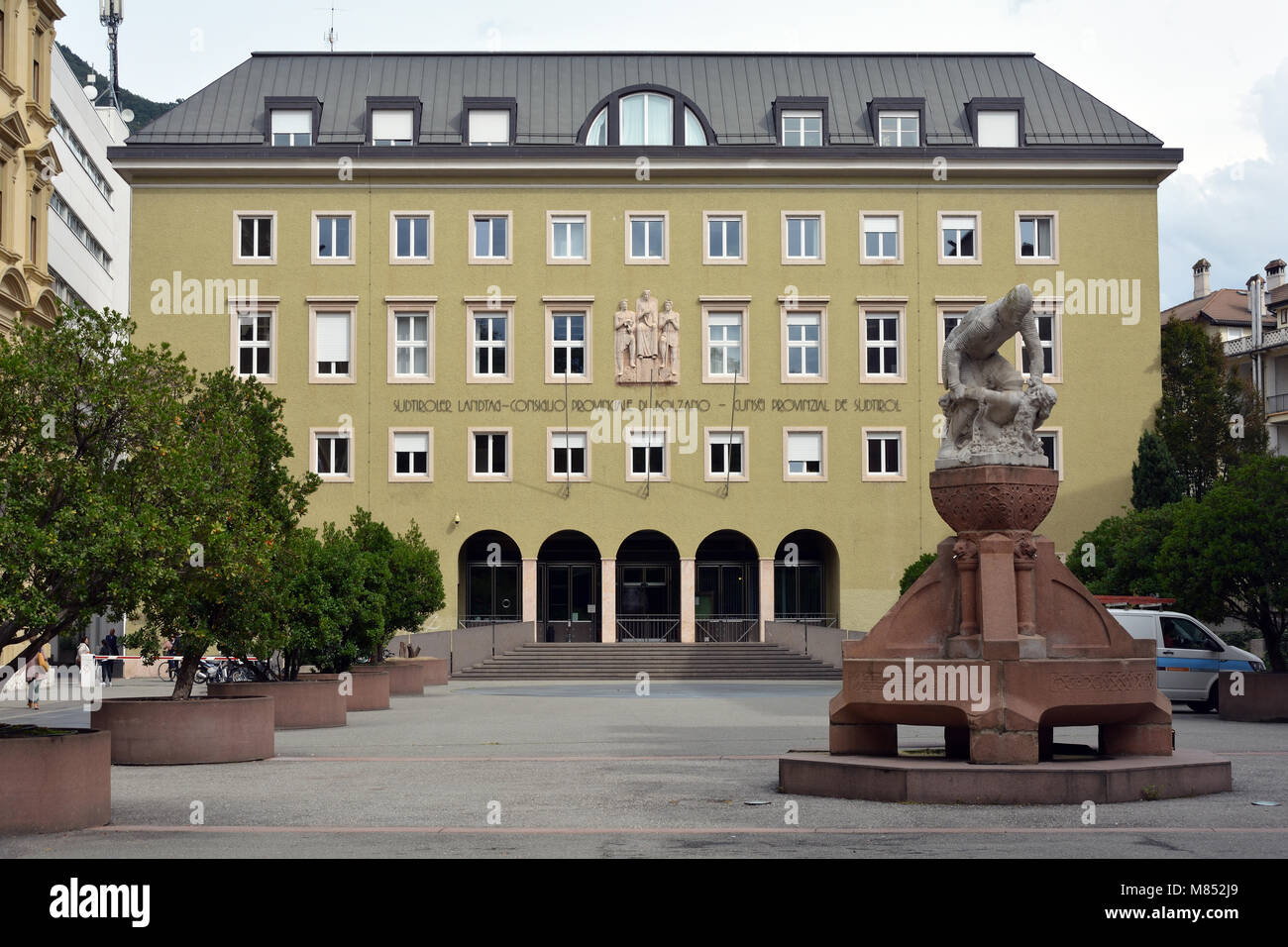 Parlament Gebäude der unabhängigen Provinz Südtirol in Bozen - Italien. Stockfoto