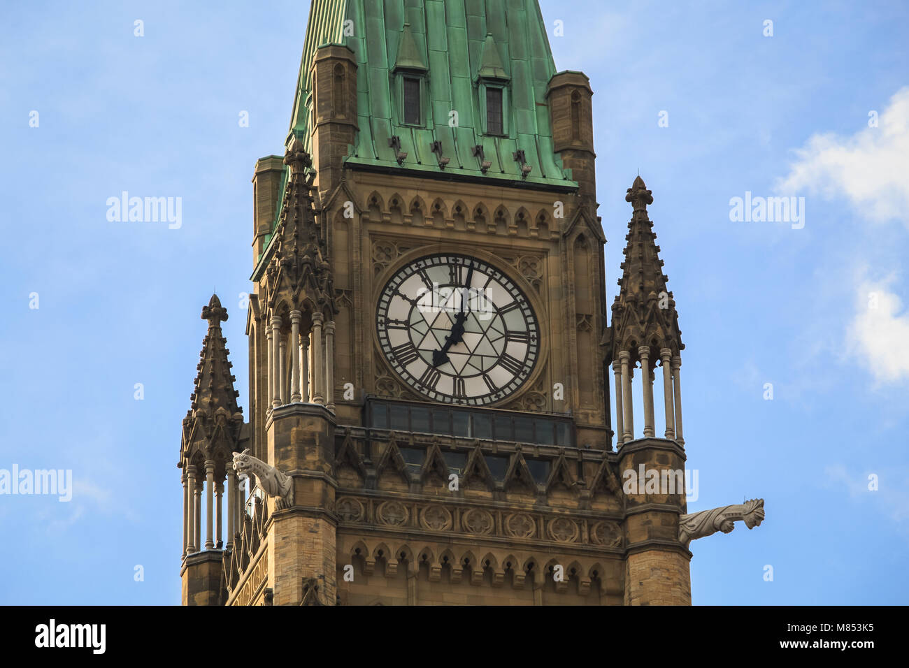 Peace Tower auf einer sonnigen Kanada Tag Stockfoto