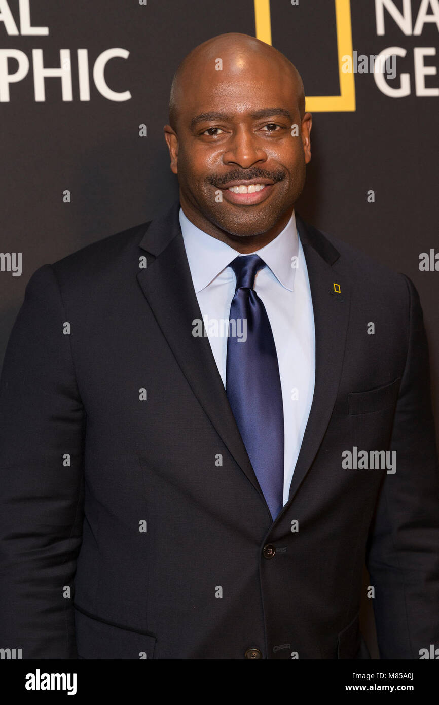 New York, Vereinigte Staaten. 14 Mär, 2018. Leland Melvin kümmert sich National Geographic Weltpremiere von einem seltsamen Rock in der Alice Tully Hall Kredit: Lev Radin/Pacific Press/Alamy leben Nachrichten Stockfoto