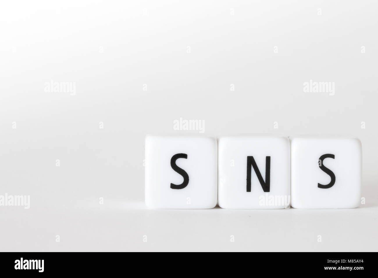 White Cube als SNS geschrieben Stockfoto