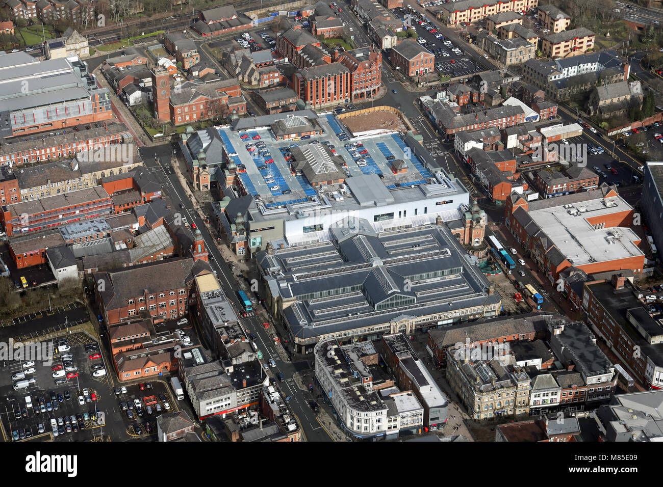 Luftaufnahme des Lichts Kino im Market Place Shopping Center, Bolton, Großbritannien Stockfoto
