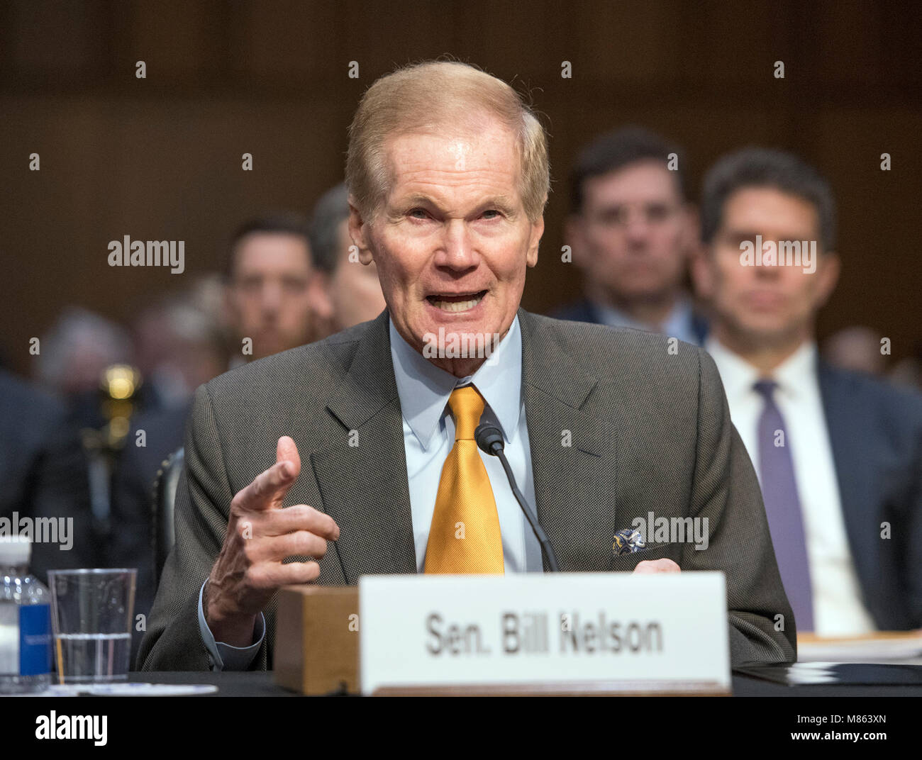 Us-Senator Bill Nelson (Demokrat von Florida) bezeugt vor den US-Senatsausschuss auf die Justiz während der 'eine Aufsicht Anhörung der Parklandschaft schießen und legislativen Vorschläge zu prüfen Schule Sicherheit" auf dem Capitol Hill in Washington, DC am Mittwoch, 14. März 2018 zu verbessern. Credit: Ron Sachs/CNP - KEINE LEITUNG SERVICE · Foto: Ron Sachs/Konsolidierte/dpa Stockfoto