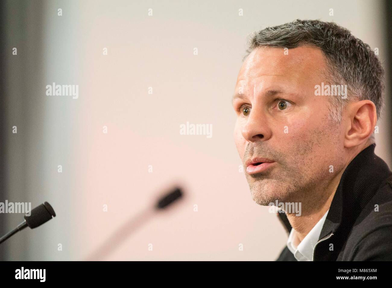 Cardiff, Wales, UK, 15. März 2018. Wales National Football Team Manager Ryan Giggs während einer Pressekonferenz auf St. Fagans National Museum der Geschichte seine Gruppe für die China Schale bekannt zu geben. Credit: Mark Hawkins/Alamy leben Nachrichten Stockfoto