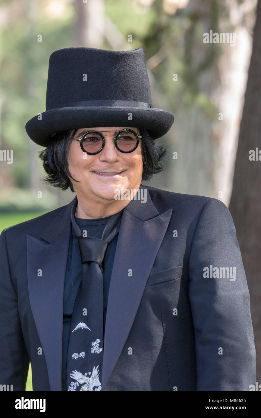 Rom, Italien. 14. März, 2018. Italienische Sänger Renato Zero an einem Fotoshooting für seinen neuen Film, ZEROVSKIJ - SOLO PER AMORE. Credit: Stephen Bisgrove/Alamy leben Nachrichten Stockfoto