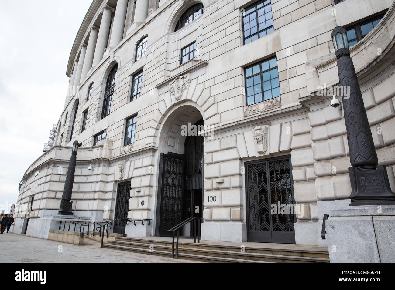 London, Großbritannien. 13. März, 2018. Von Unilever Büro in London. Unilever, 3. größte Unternehmen in Großbritannien von Marktwert und einer der größten Verbraucher Produkte Unternehmen der Welt und hat Rotterdam in den Niederlanden lieber als das Vereinigte Königreich als Rechtsgrundlage. Credit: Mark Kerrison/Alamy leben Nachrichten Stockfoto