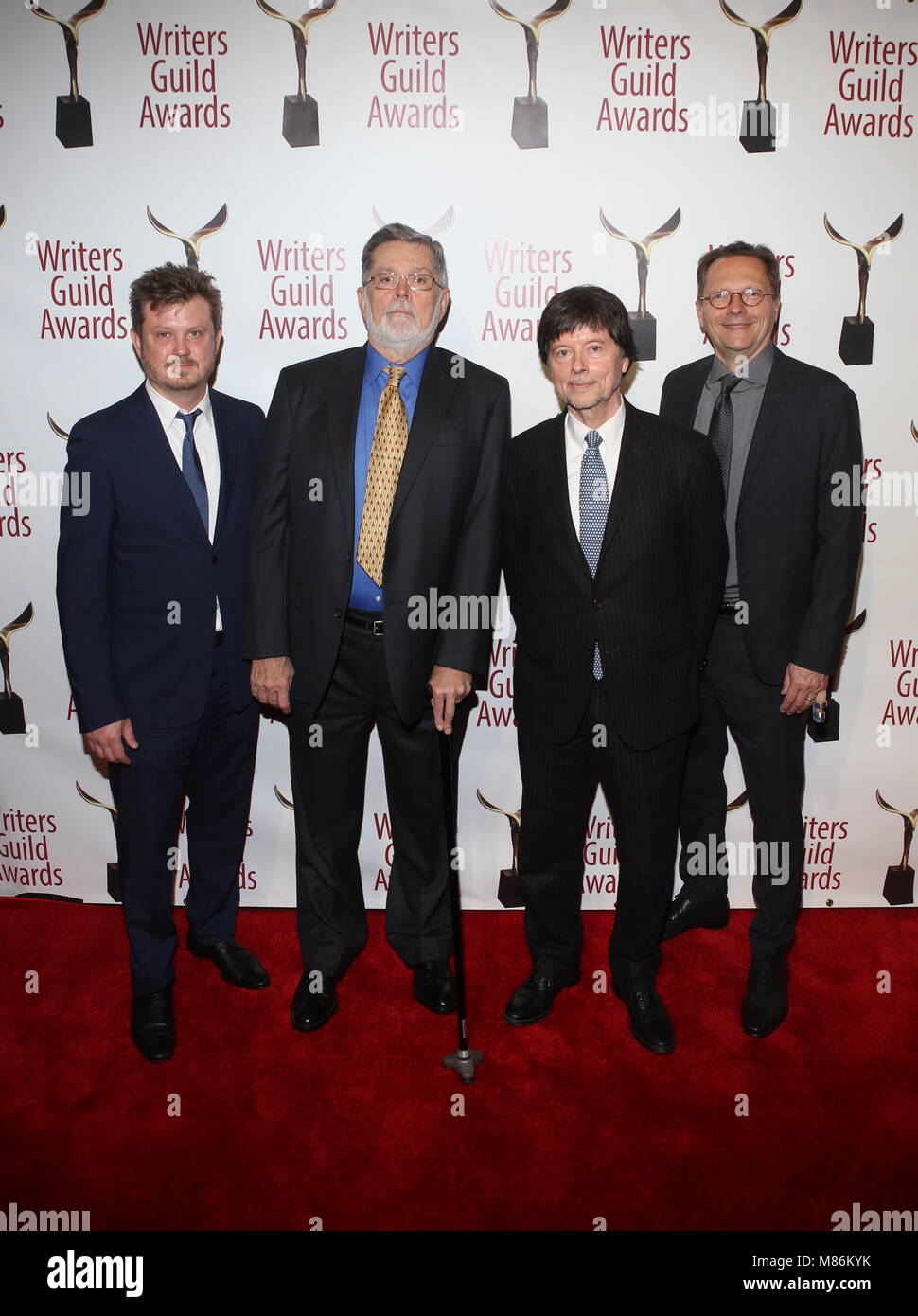 70. jährlichen Writers Guild Awards New York gehalten an Edison Ballsaal - Ankunft mit: Beau William, Geoffrey Ward, Ken Burns, Lowell Peterson Wo: New York, New Jersey, United States Wenn: 11 Feb 2018 Credit: Derrick Salters/WENN.com Stockfoto