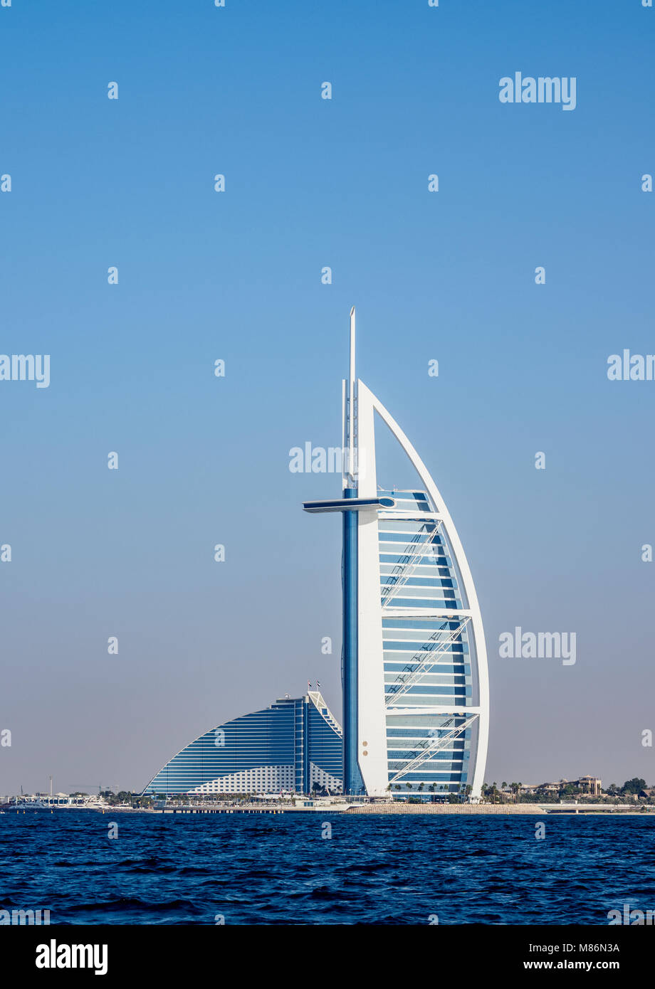 Burj Al Arab und Jumeirah Beach Hotel, Dubai, Vereinigte Arabische Emirate Stockfoto