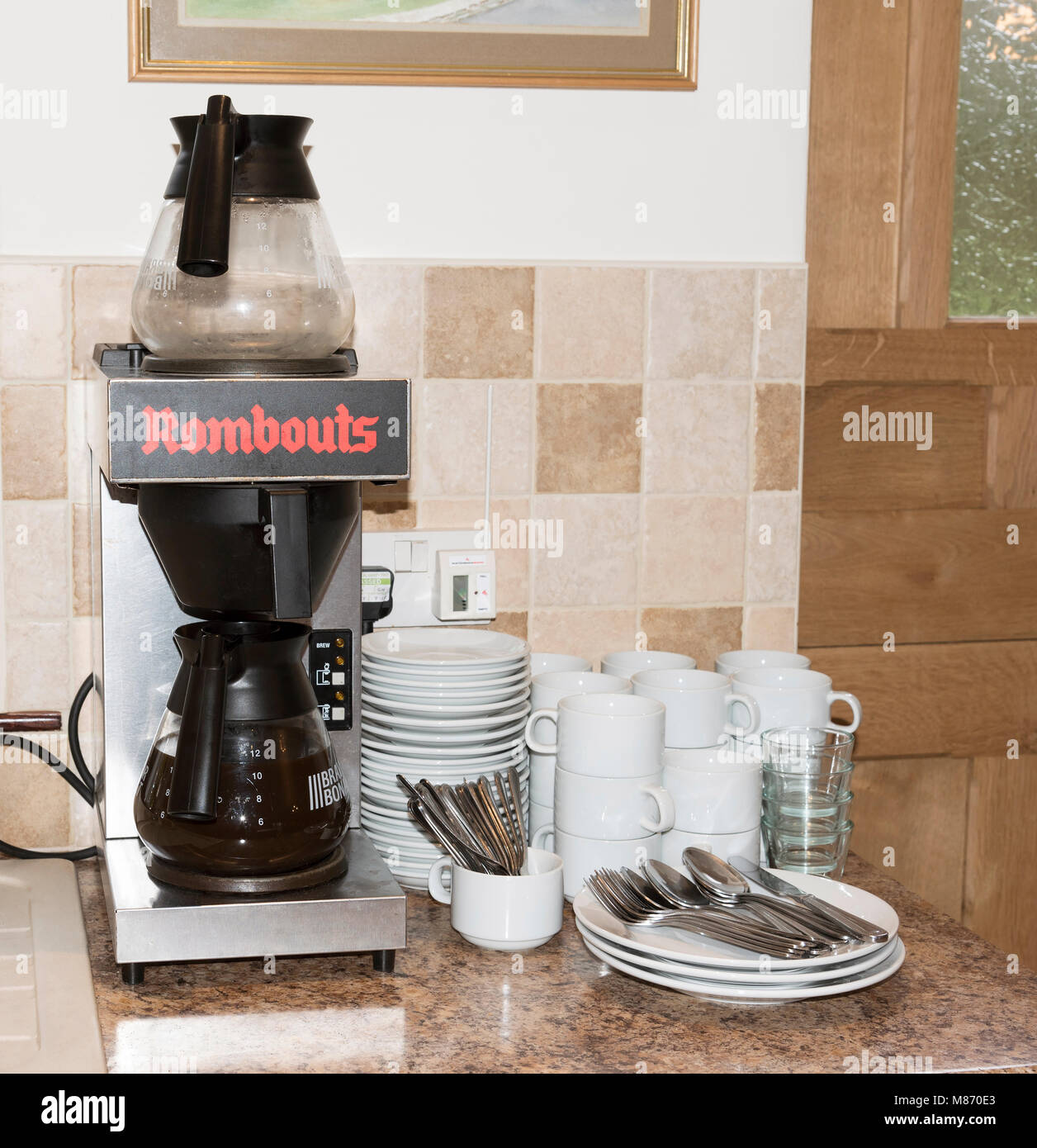 Kommerzielle größe Kaffeemaschine machen Stockfoto