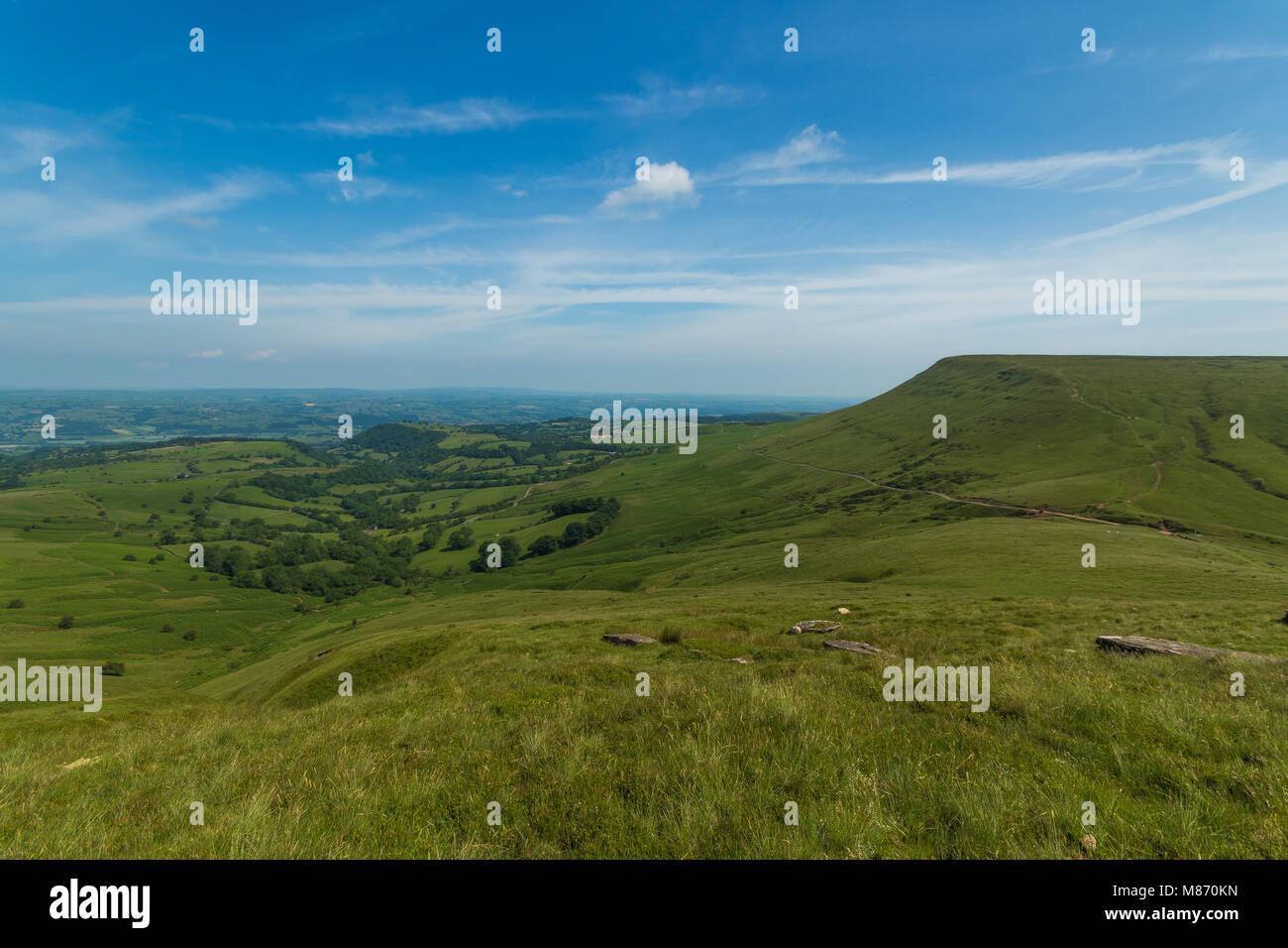 Auf dem Gipfel des Herrn Herefords Knopf, Wales im Sommer. Ein schöner Anblick. Stockfoto