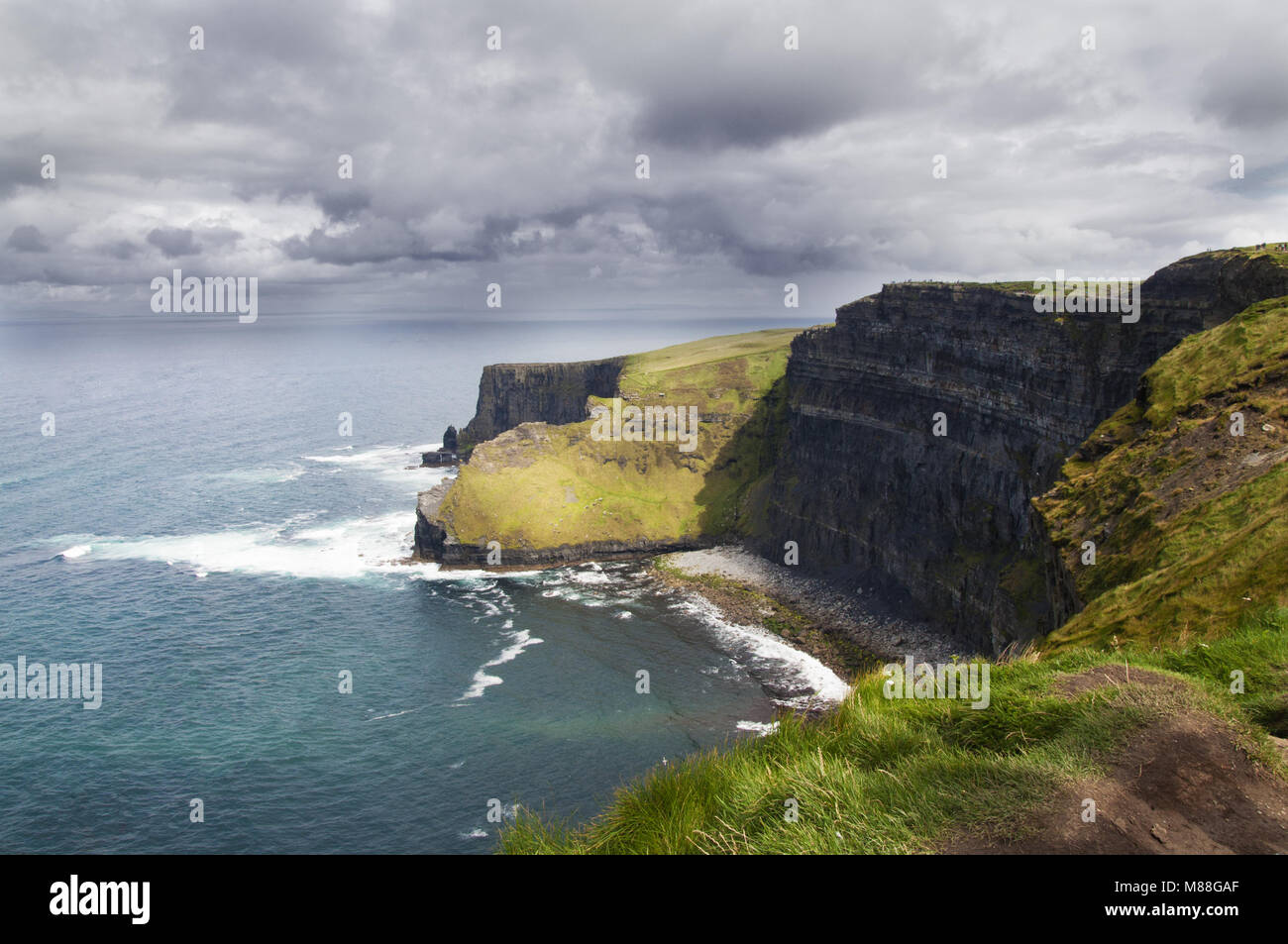 Die Klippen von Moher - Irland - ein Foto zur Veranschaulichung einer der bezauberndsten Orte Irlands Stockfoto