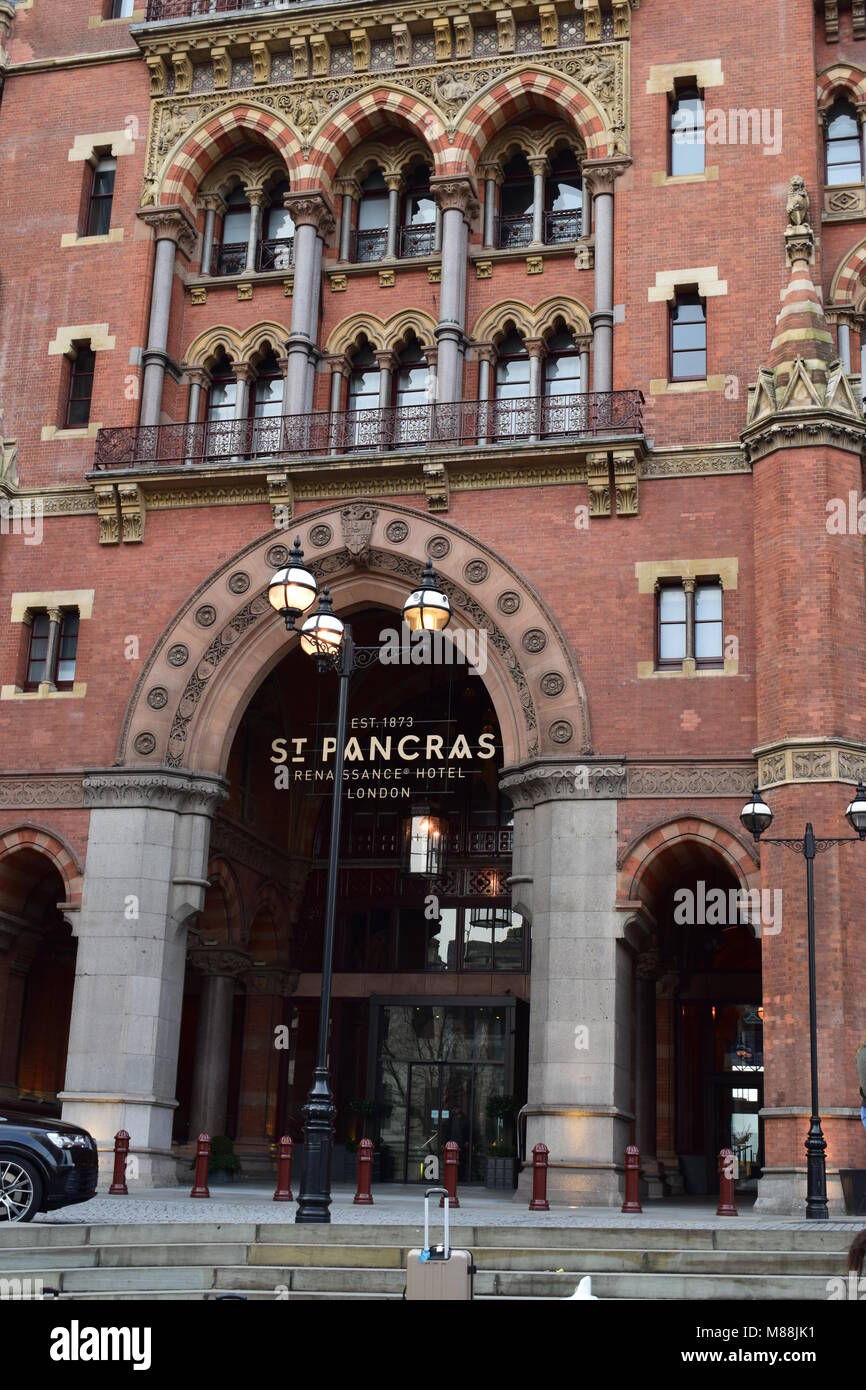 11/03/2018 Hotel St. Pancras in London. Wunderschönes altes Gebäude. Stockfoto
