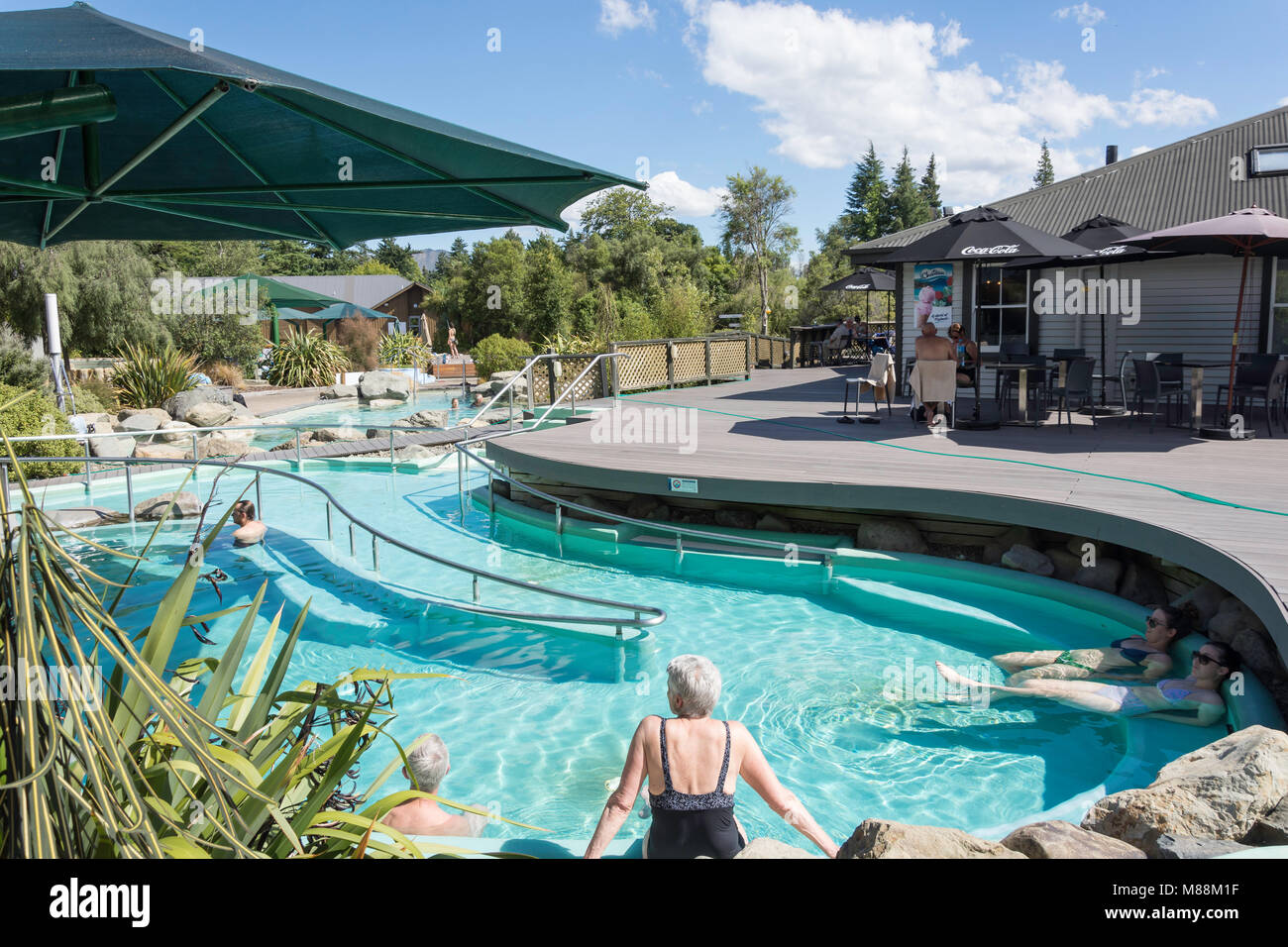 Hot Rock Pools im Hanmer Springs Thermal Pools & Wellness, Hanmer Springs, Region Canterbury, Neuseeland Stockfoto
