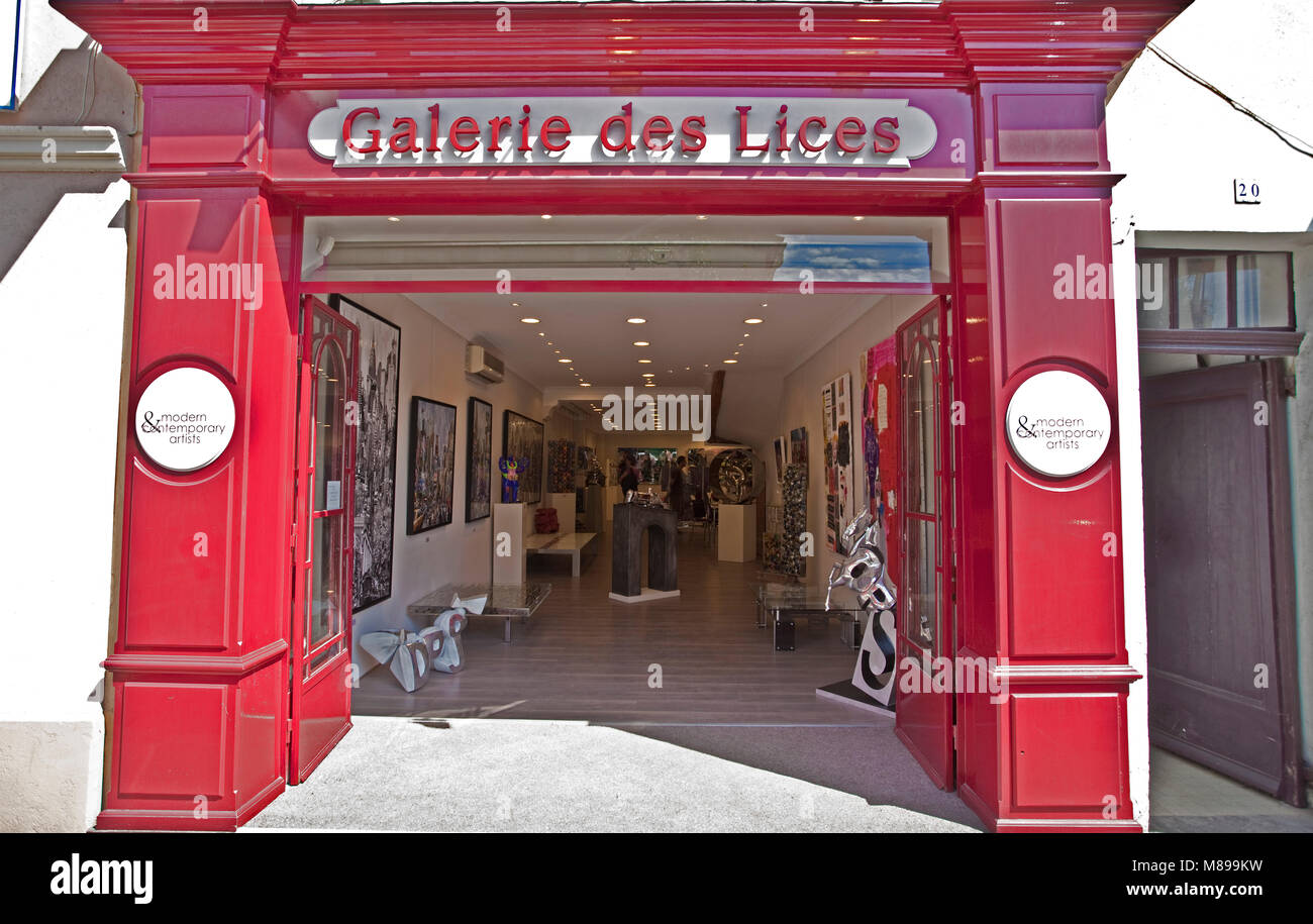 Kunst Galerie "Galerie des Lices" in der Altstadt von Saint Tropez, Côte d'Azur, Südfrankreich, Cote d'Azur, Frankreich, Europa Stockfoto