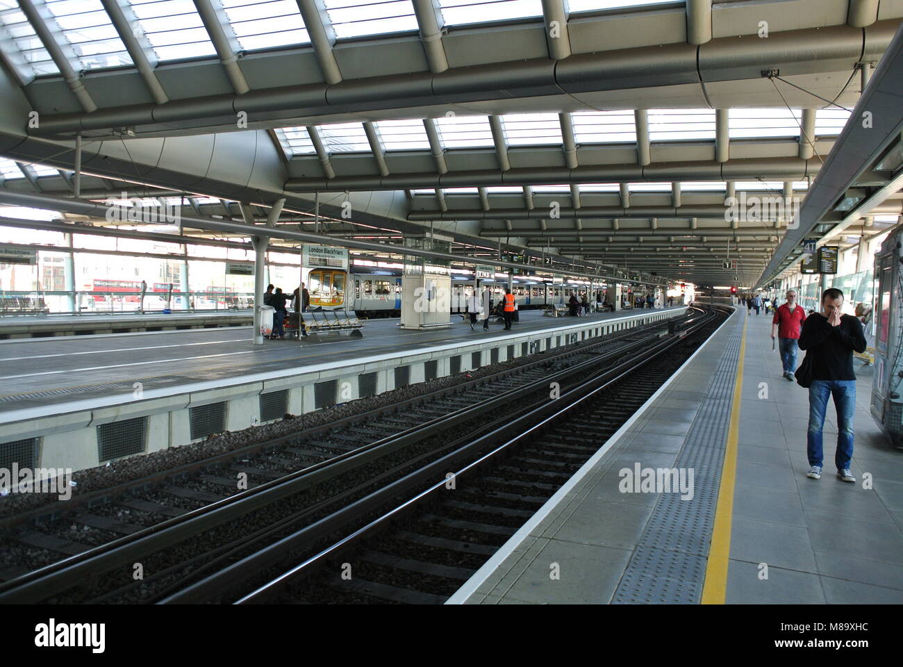 Foto der Blackfriars Bridge in London. Stockfoto