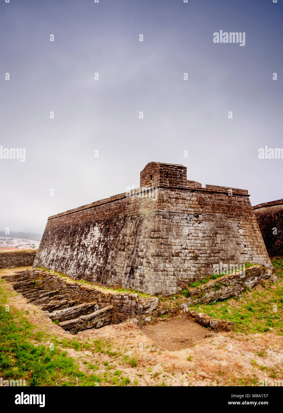 Schloss von Sao Filipe - Sao Joao Baptista do Monte Brasil, Angra do Heroismo, auf der Insel Terceira, Azoren, Portugal Stockfoto