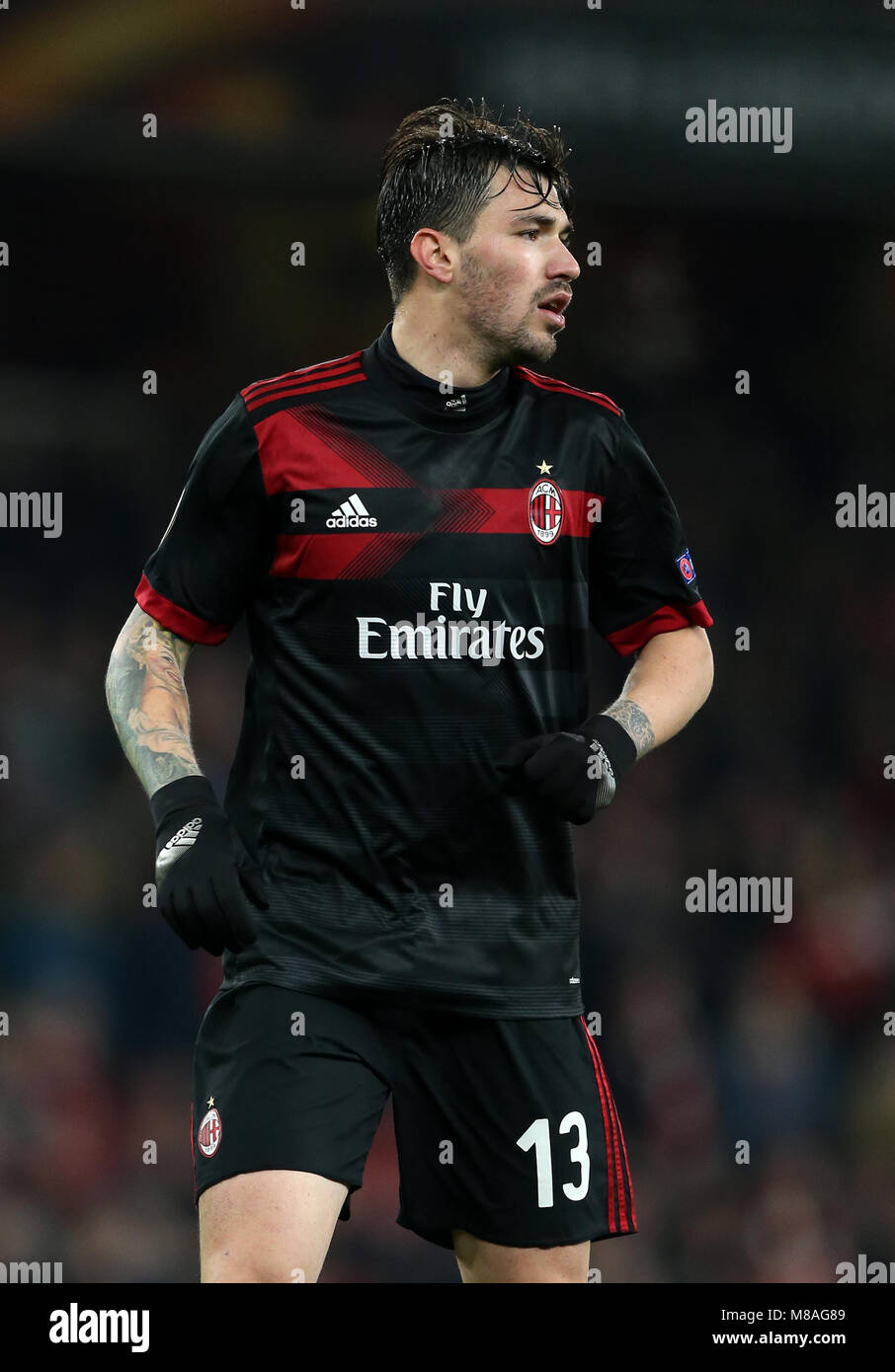 Alessio Romagnoli vom AC Mailand während des UEFA Europa League-Spiels von 16, dem zweiten Beinspiel im Emirates Stadium, London. DRÜCKEN SIE VERBANDSFOTO. Bilddatum: Donnerstag, 15. März 2018. Siehe PA Geschichte Fußball Arsenal. Bildnachweis sollte lauten: Nigel French/PA Wire Stockfoto