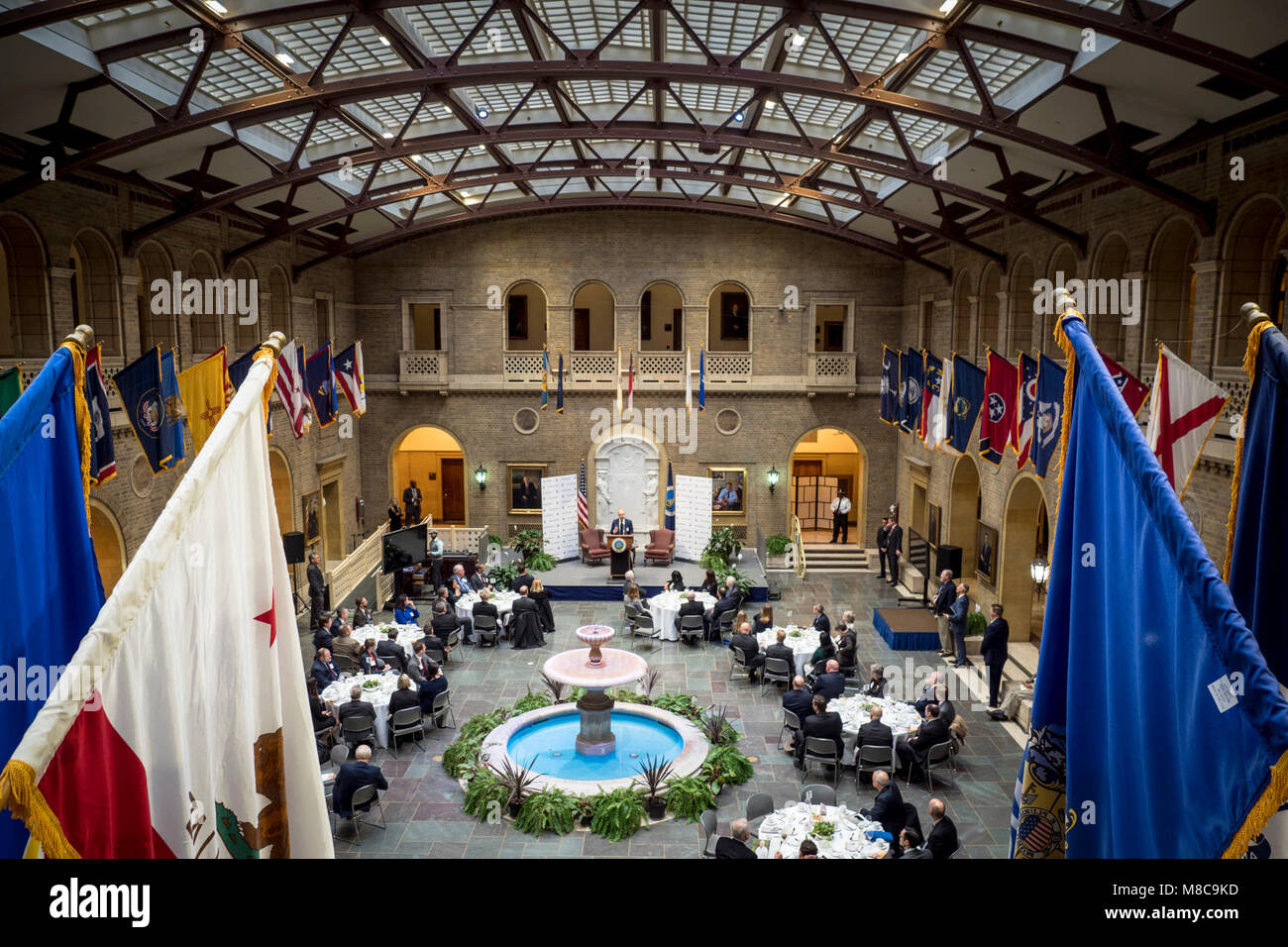 Executive Chairman von Visy Industries und Pratt Branchen Anthony Pratt spricht auf ein Forum durch das Wall Street Journal auf der USDA-Hauptsitz in der Jamie L. Whitten Federal Building in Washington, D.C., 7. März 2018 organisiert. Die Veranstaltung, die mit einem Frage- und Antwortspiel ist eine Fortsetzung der Global Food Forum Serie und folgt einer ähnlichen Veranstaltung, bei der Sekretärin Perdue im Oktober 2017 teilgenommen. USDA Stockfoto