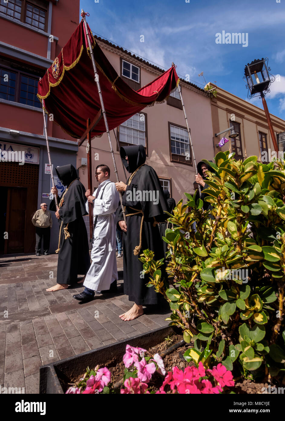 Schöne traditionelle Ostern Karwoche Prozession in San Cristobal de La Laguna, Teneriffa, Kanarische Inseln, Spanien Stockfoto