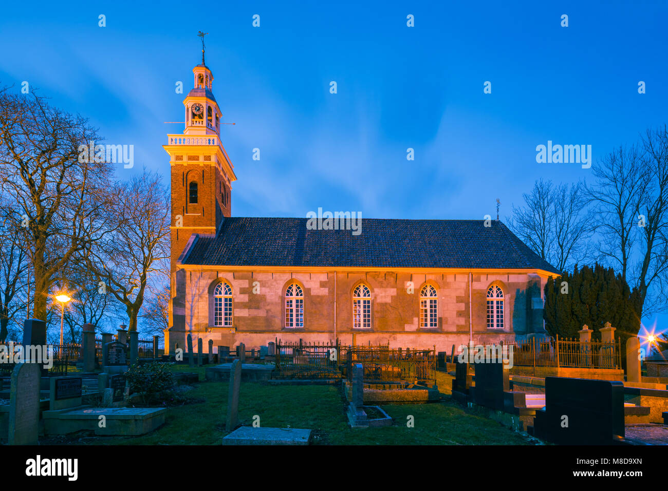 Die alten historischen Reformierten Kirche an Tjamsweer, in der Nähe von appingedam in der Provinz Groningen, Niederlande. Stockfoto