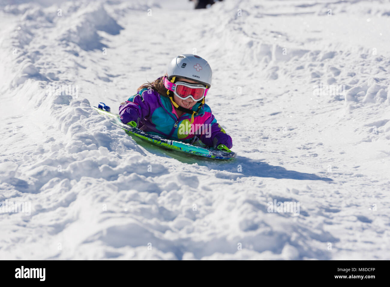 Rodeln Spaß im Winter - Wunderland Stockfoto