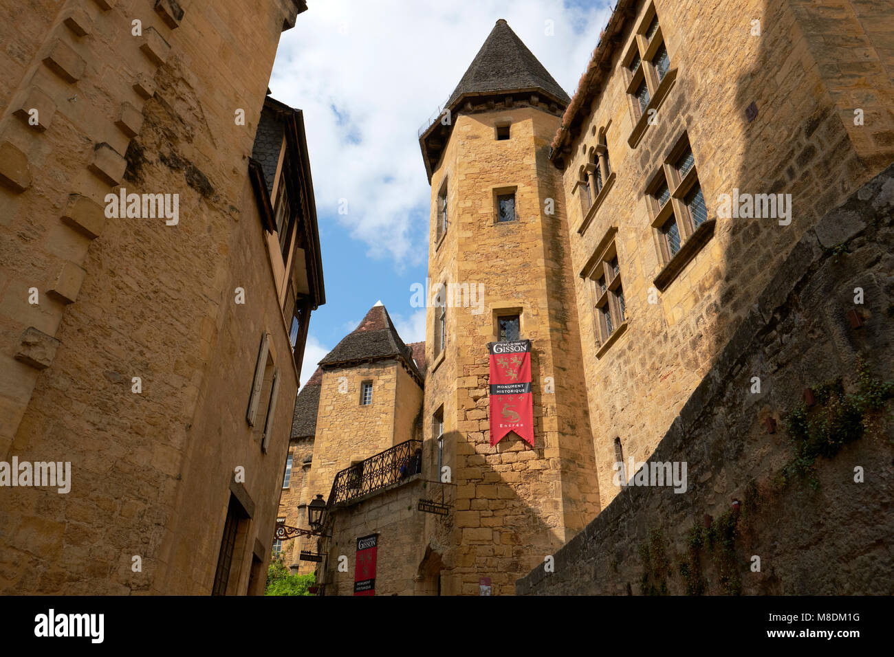 Das Manoir de Patrizierhaus Gisson in der mittelalterlichen Stadt Sarlat la Caneda in der Region Périgord Noir der Dordogne, Frankreich. Stockfoto
