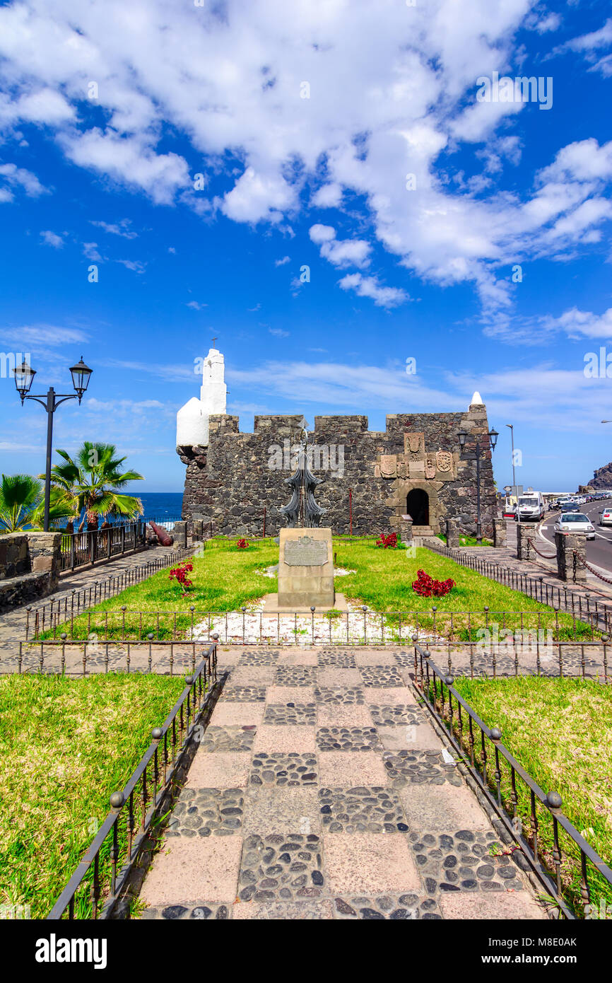Garachico, Teneriffa, Kanarische Inseln, Spanien: Castillo de San Miguel ist eine Festung auf der Uferstraße von Garachico entfernt. Die Garachico ist eine alte Stadt Stockfoto