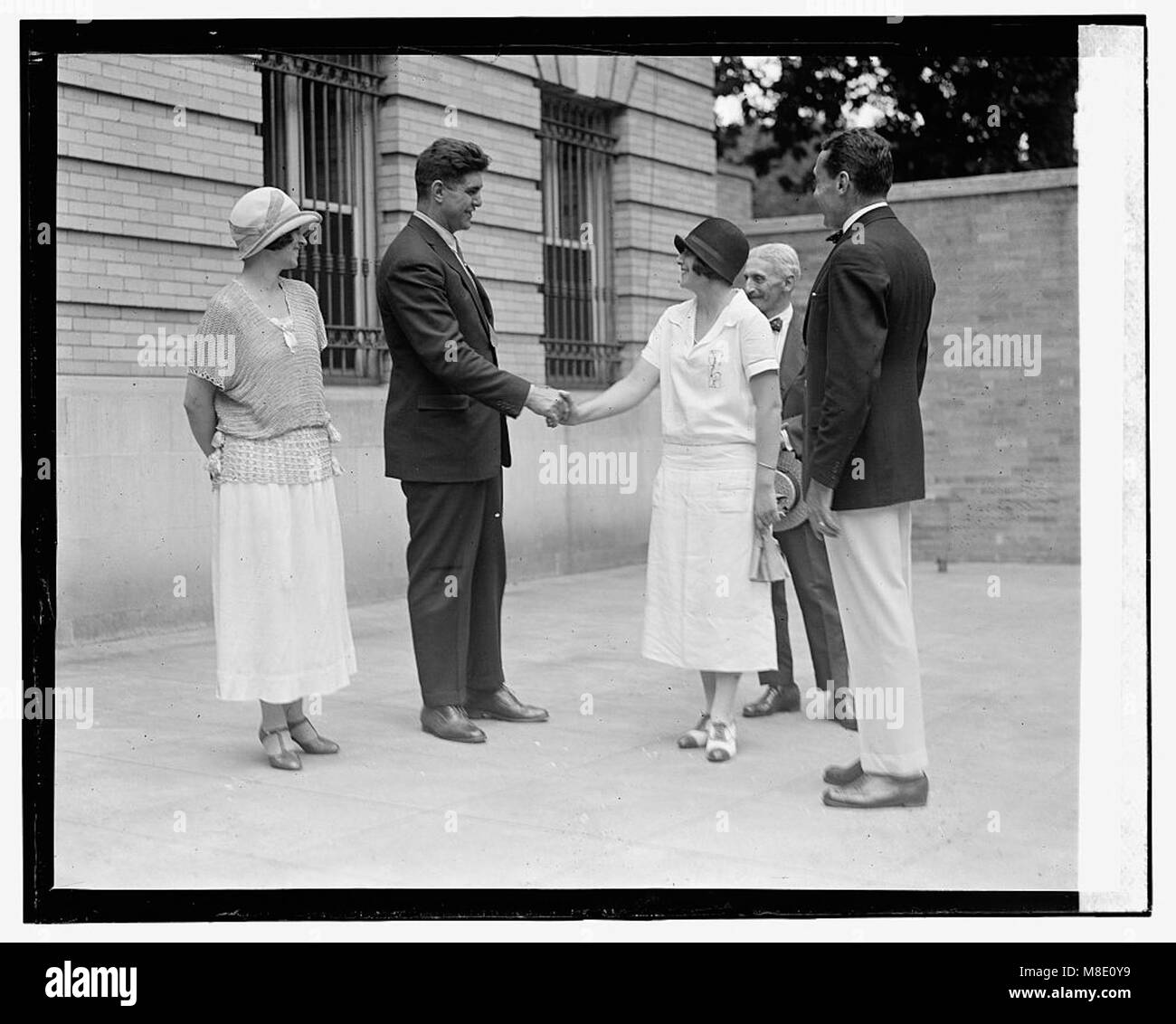 Luis Firpo an der Argentinischen Botschaft, (7-25-24) LOC npcc. Leitz Stockfoto