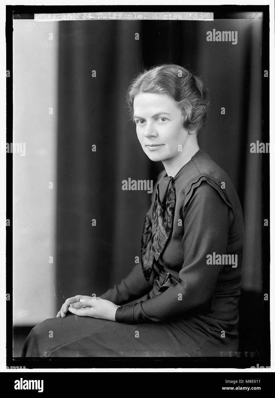 Ein formelles Porträt von Martha Dalrymple, das ihre Ähnlichkeit einfängt und wahrscheinlich ihren sozialen oder kulturellen Status während dieser Zeit widerspiegelt. Stockfoto