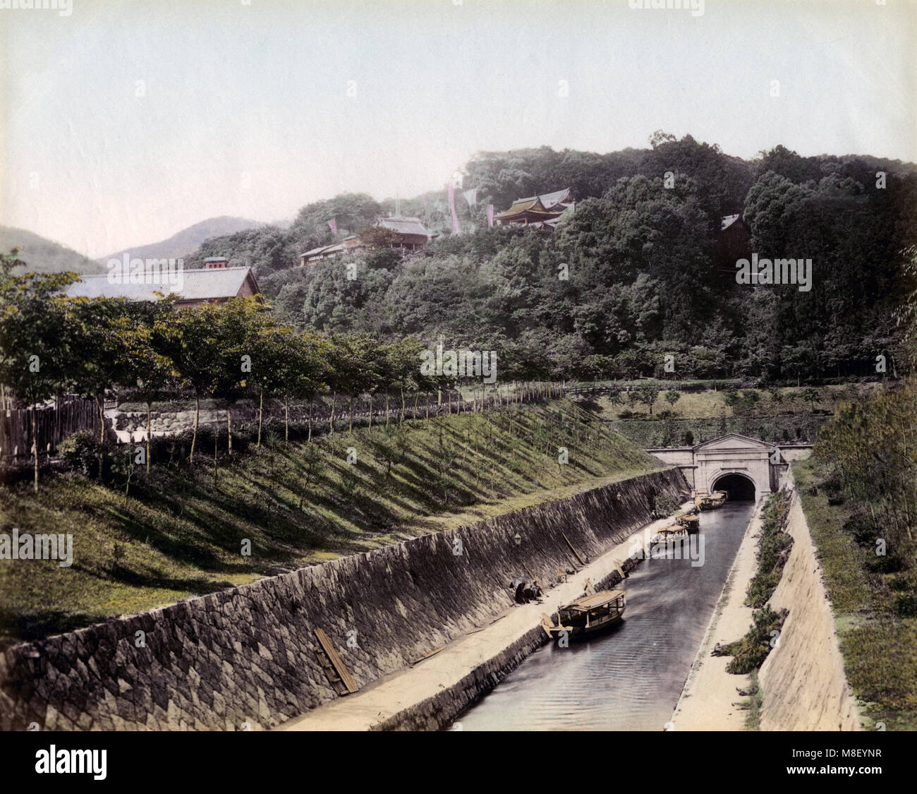 C. in 1880s Japan - Boote auf dem Kanal Biwa See in der Nähe von Kyoto Stockfoto