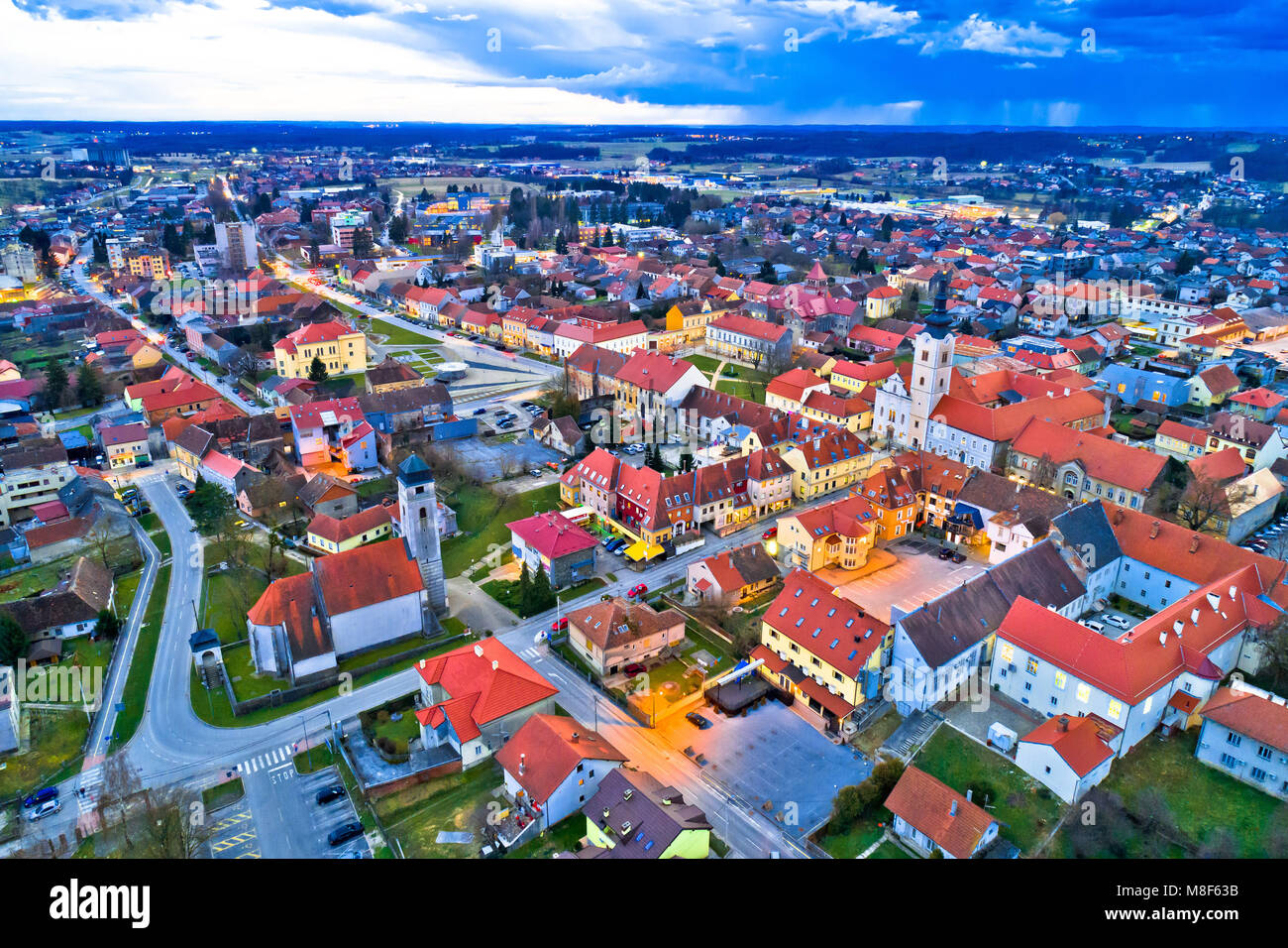 Stadt Krizevci Antenne Panoramaaussicht, Prigorje Region von Kroatien Stockfoto