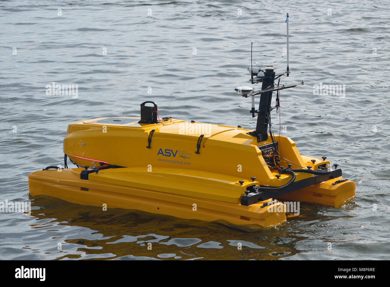 ASV Globale C-CAT 3 unbemannten autonomen Surface Vessel an der Ozeanologie internationale Ausstellung 2018 im Londoner Royal Docks gezeigt, Stockfoto