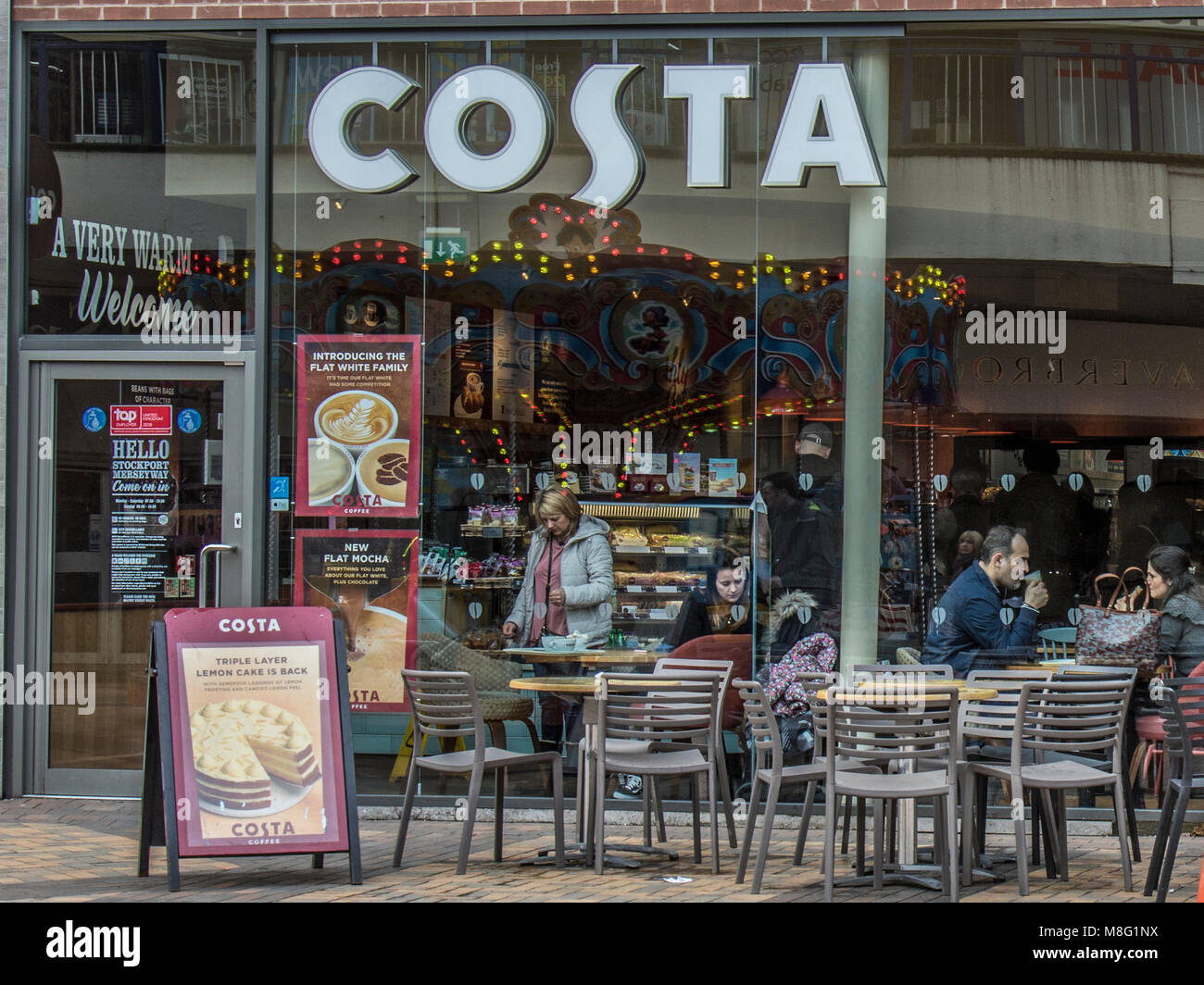 Costa Kaffee in Stockport Stadtzentrum Einkaufszentrum, Merseyway Stockfoto