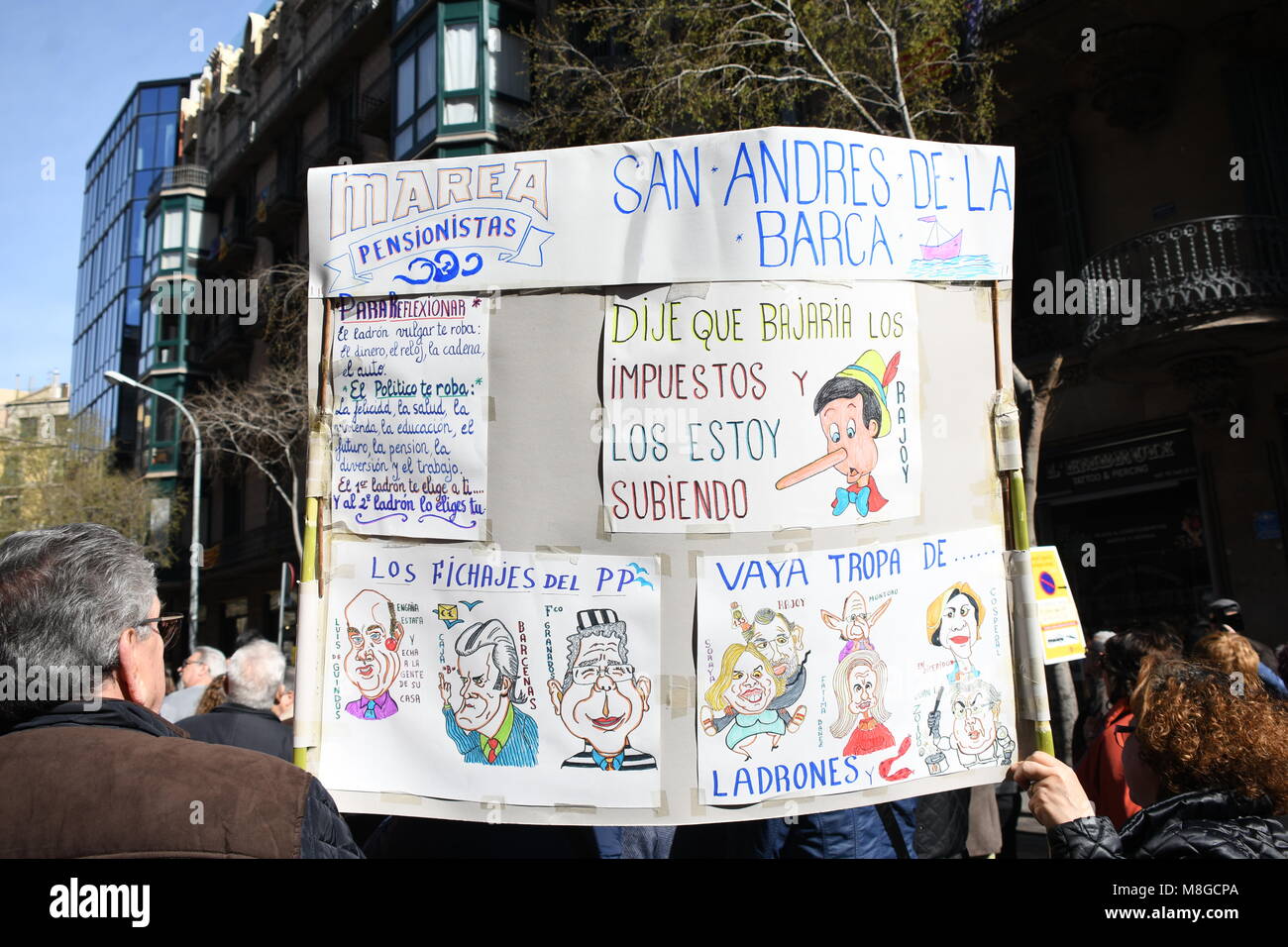 Barcelona Cataluña España, Los jubilados y pensionistas de Catalunya se manifiesta por las Calles de Barcelona para pedir unas Pensionen, Mas justas Stockfoto