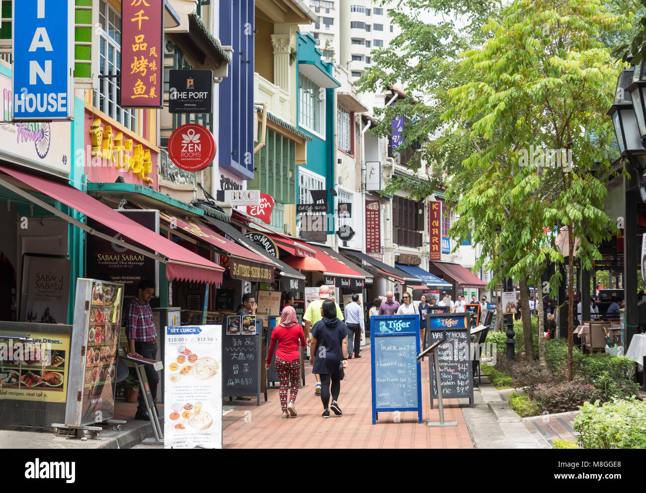 Bars und Restaurants auf der Boat Quay, Central, Central Region, Singapur Stockfoto
