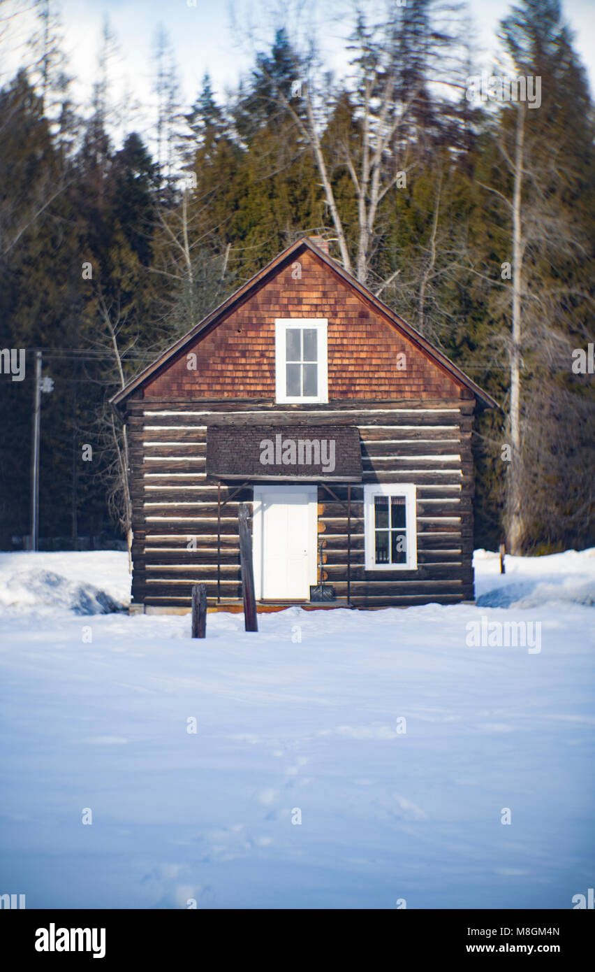 Der alte Stier Fluss Guard Station Homestead, auf der East Fork von Bull River, im Kabinett Berge, innerhalb der Kootenai National Forest befindet. Stockfoto