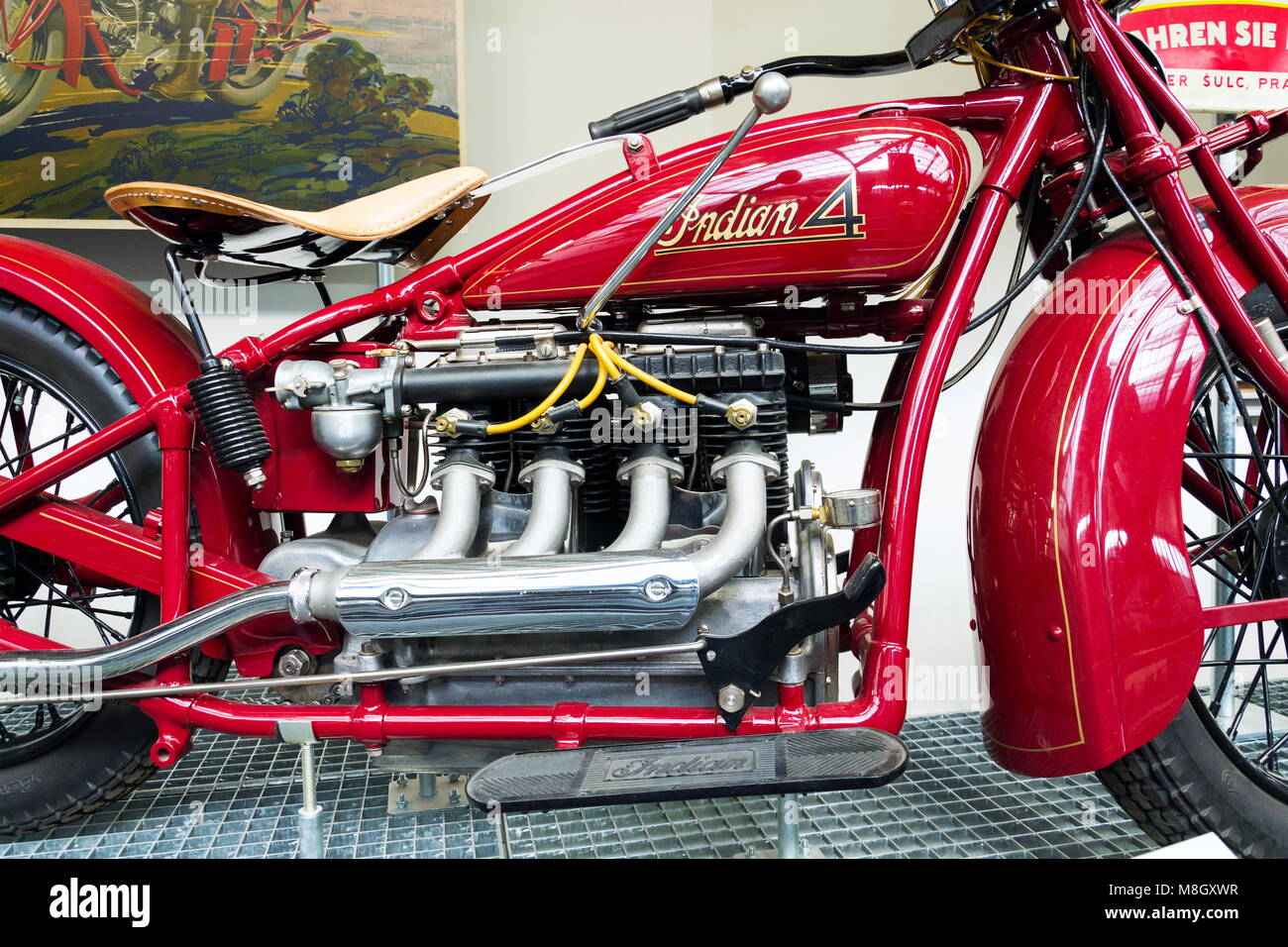 Prag, tschechische Republik - 8. MÄRZ 2018: American Motorcycle indischen Vier aus dem Jahr 1931 steht am 8. März 2018 in Prag, Tschechische Republik. Stockfoto