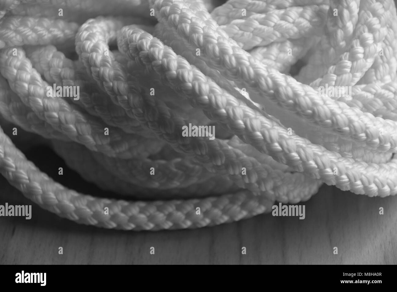 Überbelichtete Look der Synthetische Seile in Schwarz-weiß Optik Stockfoto