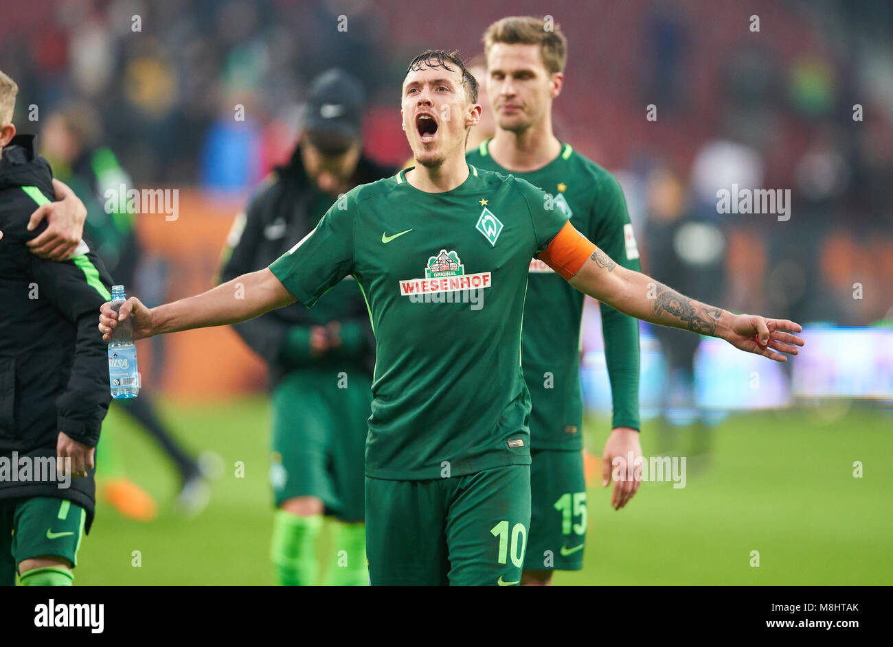 FC Augsburg Fußball, Augsburg, März 17, 2018 Max Kruse, BRE 10 feiert Jubel, Freude, Emotionen, feiern, lachen, Jubeln, Jubeln, reißt die Arme, ballte die Faust, FC Augsburg - SV WERDER BREMEN 1-3 1. Deutschen Fußball-Bundesliga, Spieltag 27, Augsburg, März 17, 2018, Saison 2017/2018 © Peter Schatz/Alamy leben Nachrichten Stockfoto